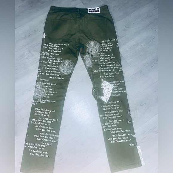 WHO DECIDES WAR Pants size 32 100% authentic - Picture 2 of 5